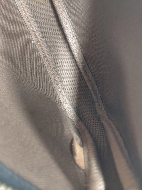 Authentic Louis Vuitton Graffiti Pochette Accessoires Monogram Bag - Picture 16 of 16